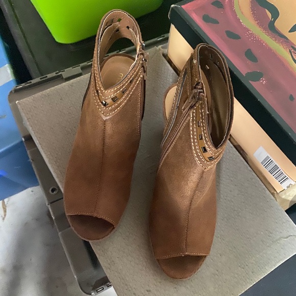 EUC Open toe ankle booties sz6 - Picture 5 of 10